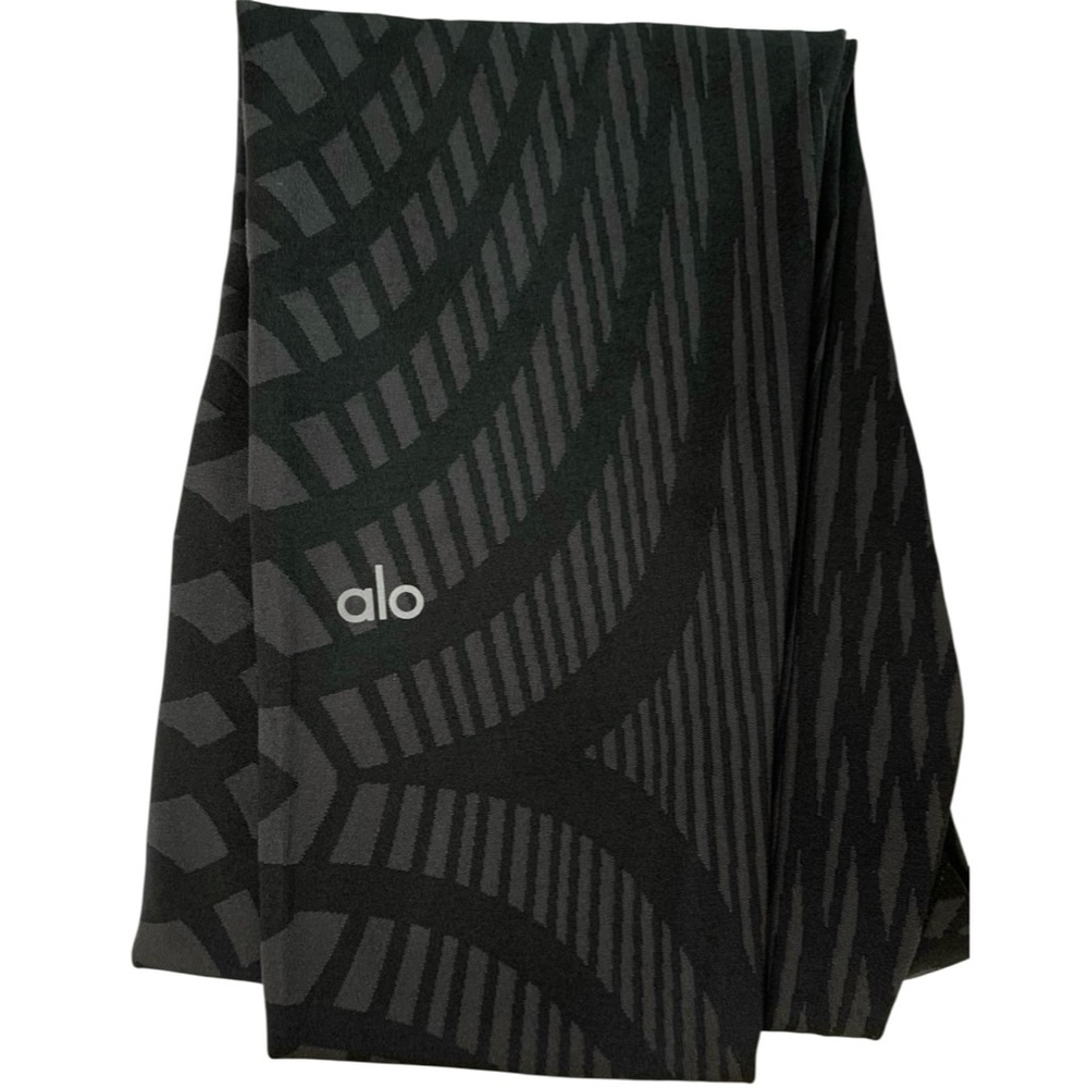 Alo Yoga High Waist Airbrush Legging Black Arches Print Size Medium
